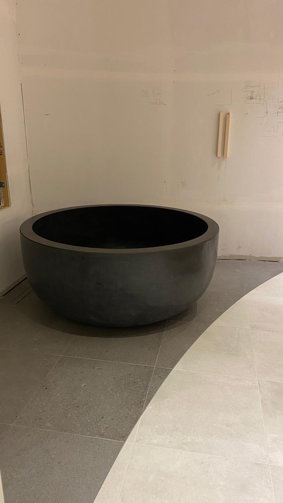 black stone bathtub